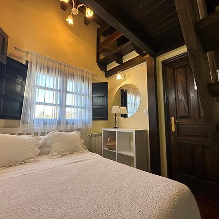 Casa Covarrubias Santillana del Mar Esterno foto